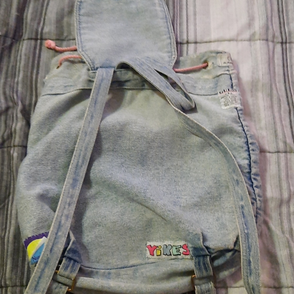 Backpack - Picture 2 of 4